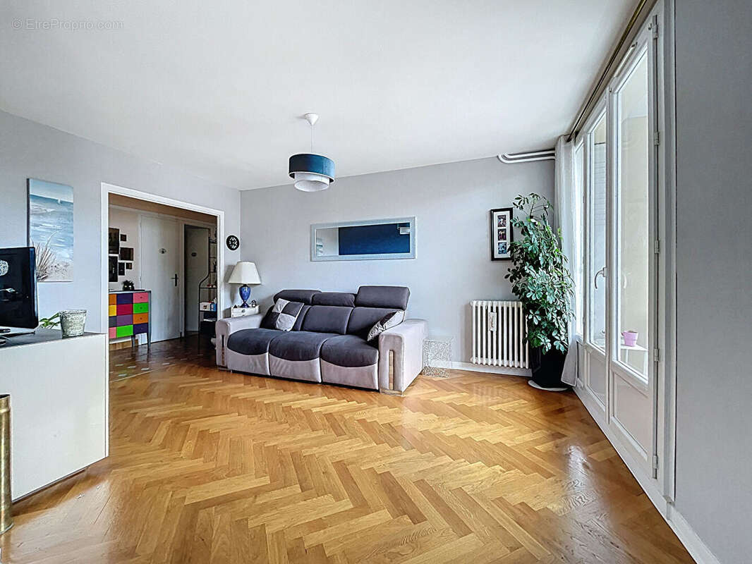 Appartement à CALUIRE-ET-CUIRE