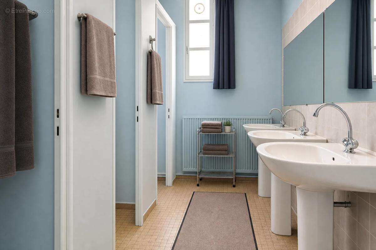 Maison de 11 pièces de 420 m² à Boussès - photo 13