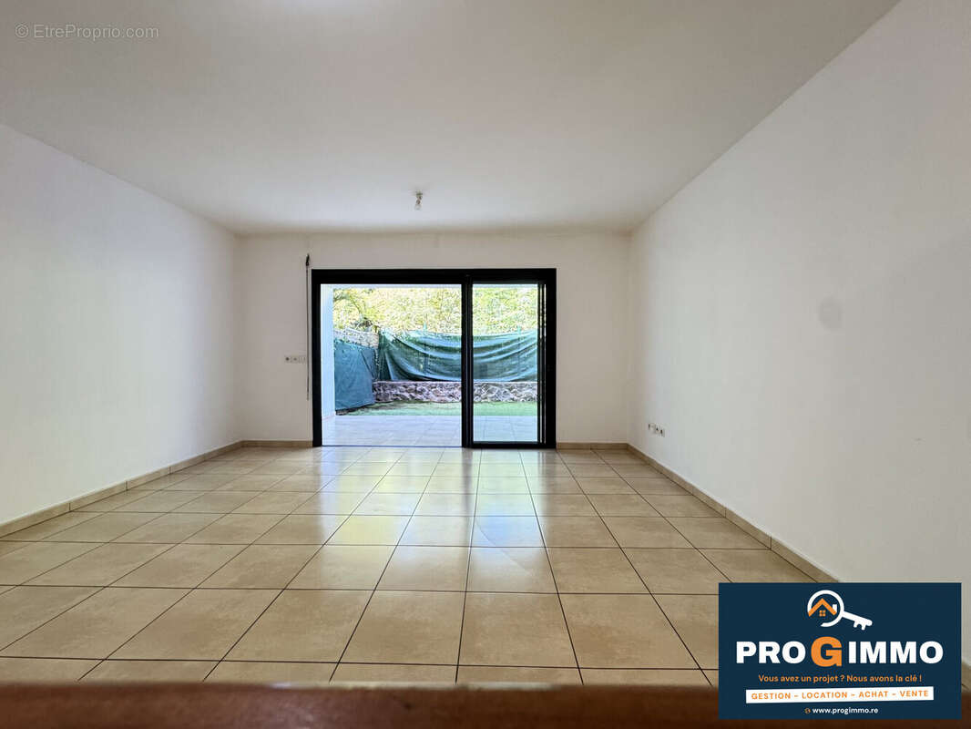 Appartement 68 m² à Saint-Pierre  - photo 7