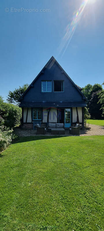 Maison à FLEURY-LA-FORET