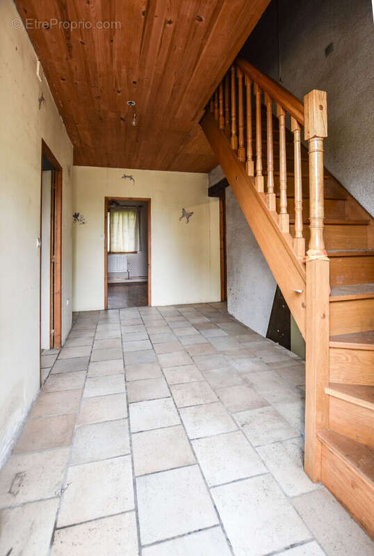 Maison Epeugney 5 pièces sur 3341 m² de terrain - photo 9