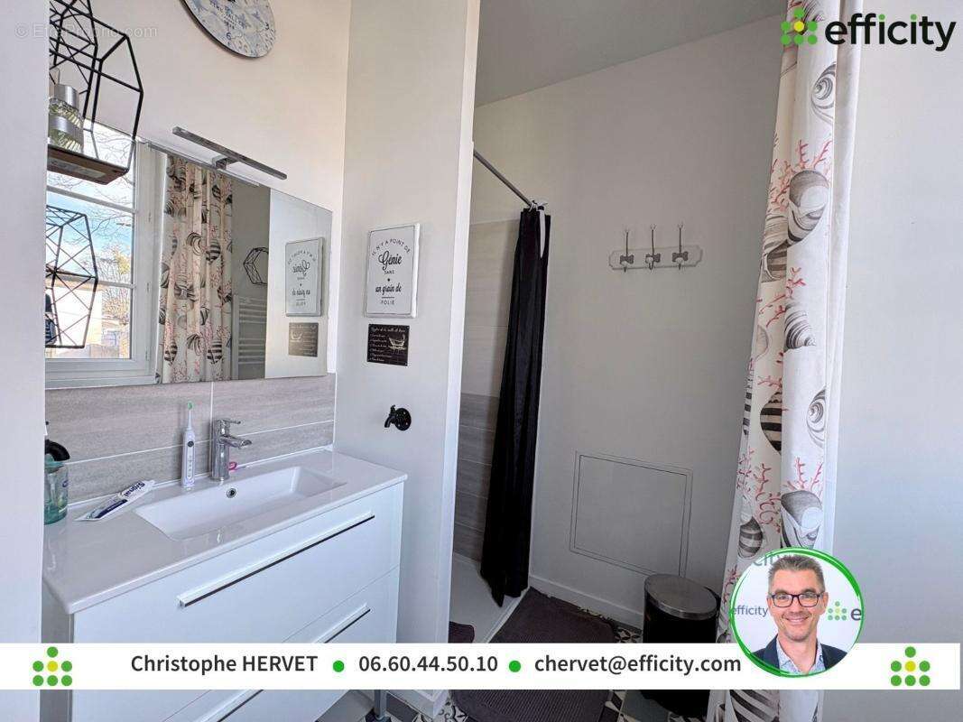 Maison 381 m² à Ruffec  - photo 22