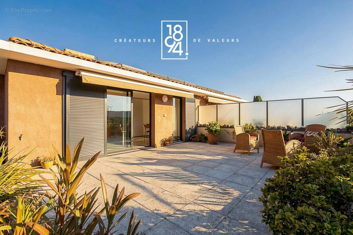Appartement à ROUSSET