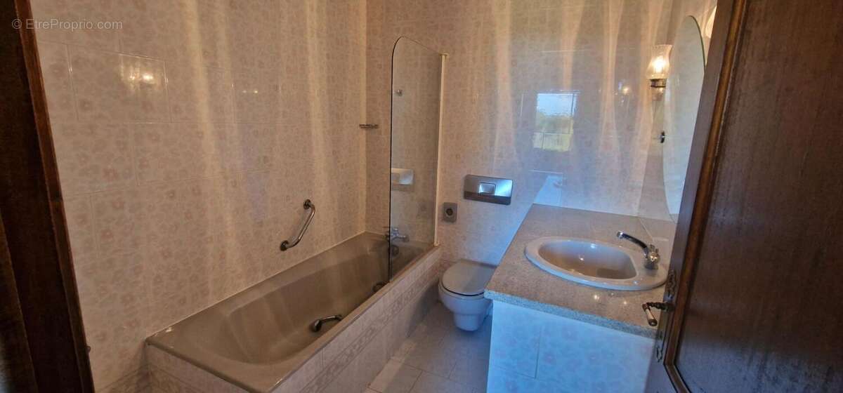 Maison 186m²  - 9 chambres - Fort potentiel au pied du Mont Ventoux - photo 9