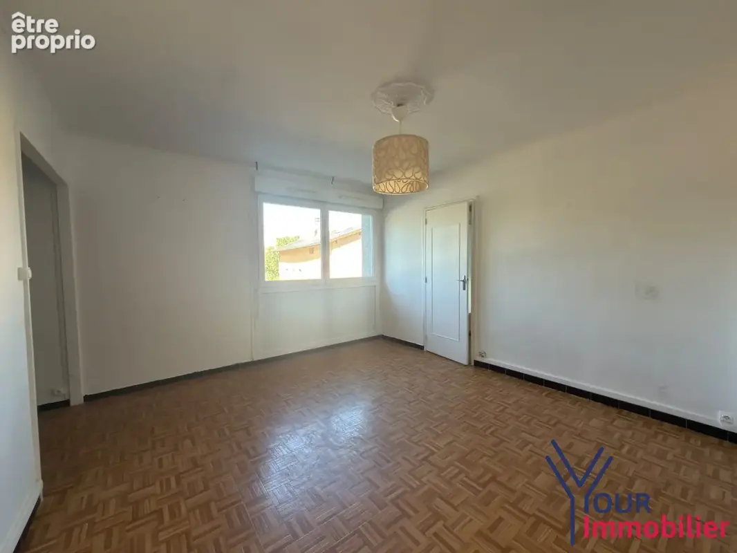 Photo Appartement à Vaulx-En-Velin au prix de 100 000€