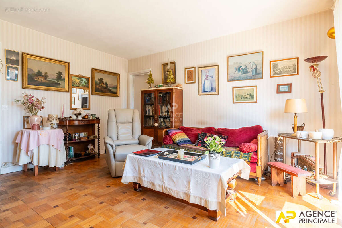 Appartement Maisons Laffitte 4 pièce(s) 98.76 m2 - photo 8