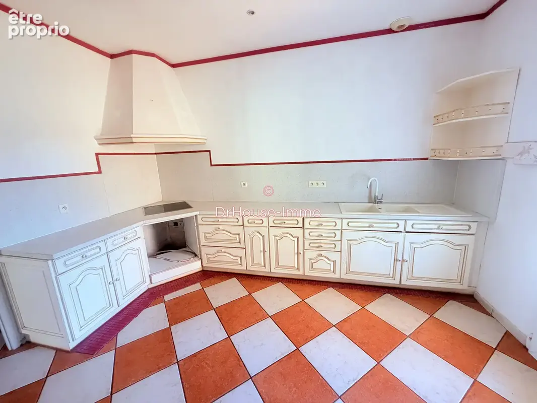 Maison 5 pièces 157 m² à vendre à Saint-Laurent-Medoc (33112) - photo 6