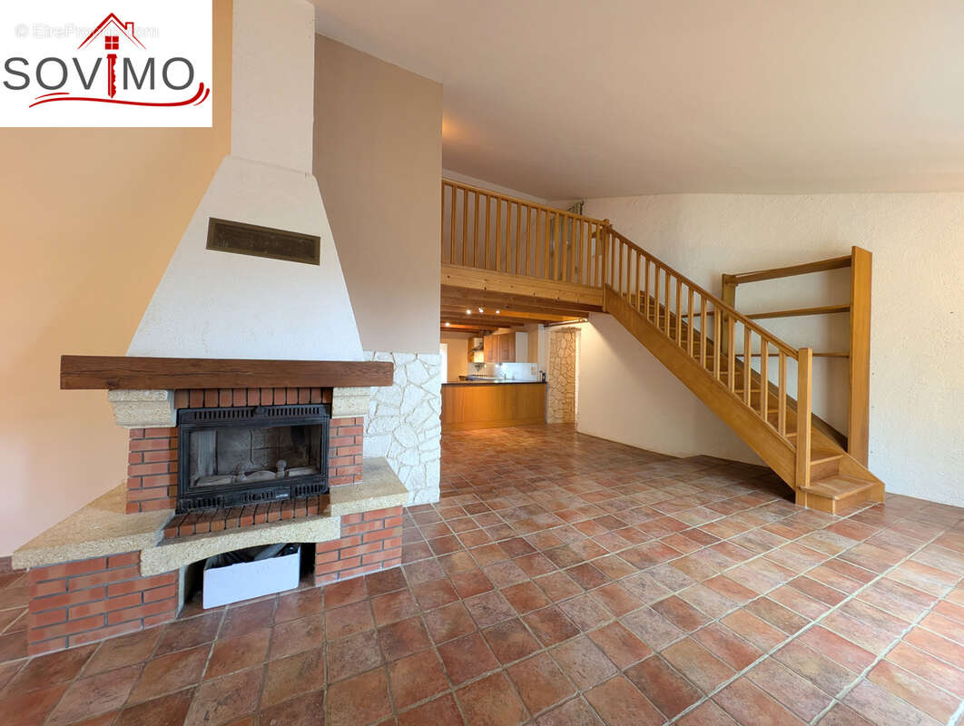 Maison à AVAILLES-LIMOUZINE