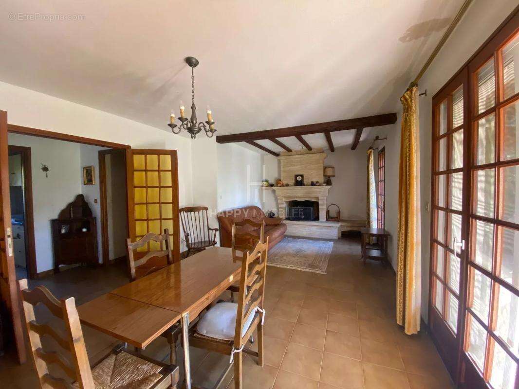 Maison à MAUSSANE-LES-ALPILLES