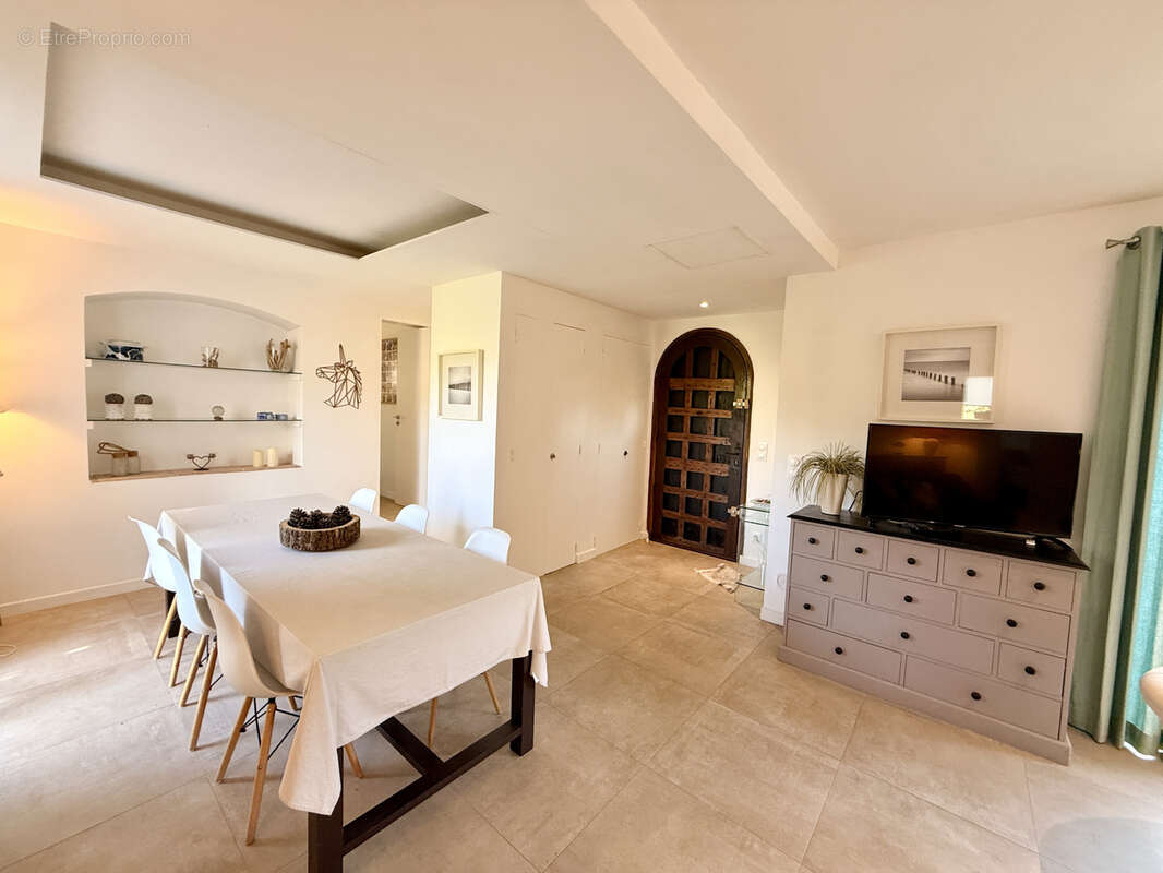 Maison à CAVALAIRE-SUR-MER