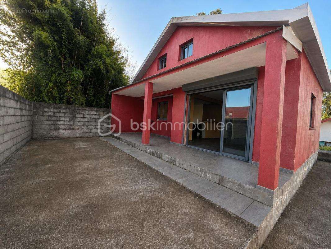 Maison à LA PLAINE-DES-PALMISTES