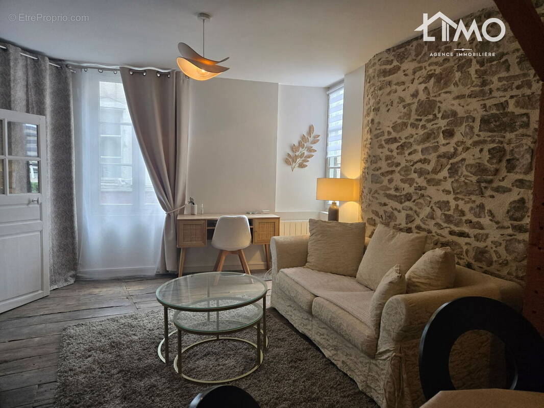 n°2 - Appartement à SAINT-LEONARD-DE-NOBLAT