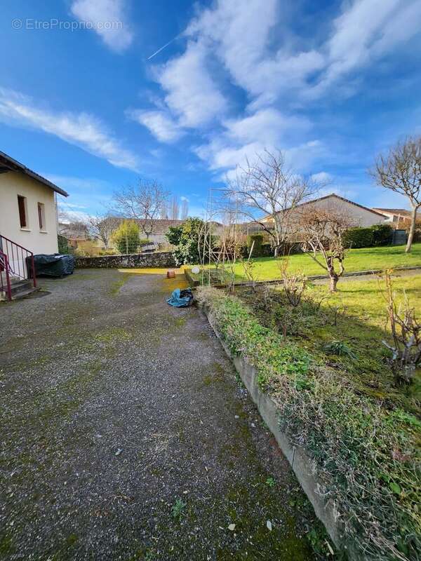 Appartement à SAINT-JUNIEN