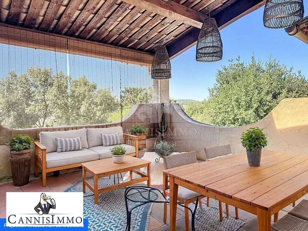 Maison à PEYMEINADE