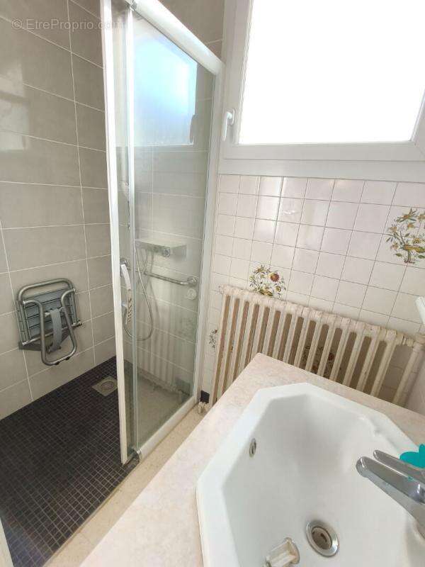29520 Châteauneuf du Faou 4 chambres 139 m2 sous sol - photo 6