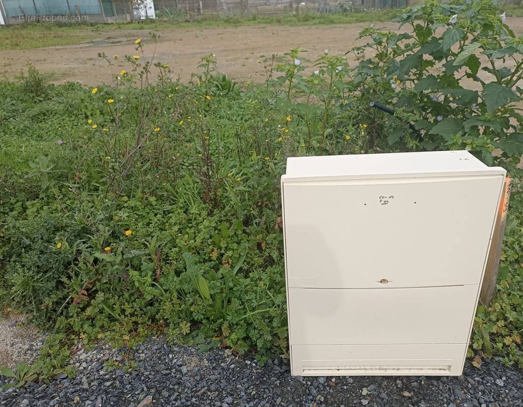 Terrain à SAINT-MICHEL-CHEF-CHEF