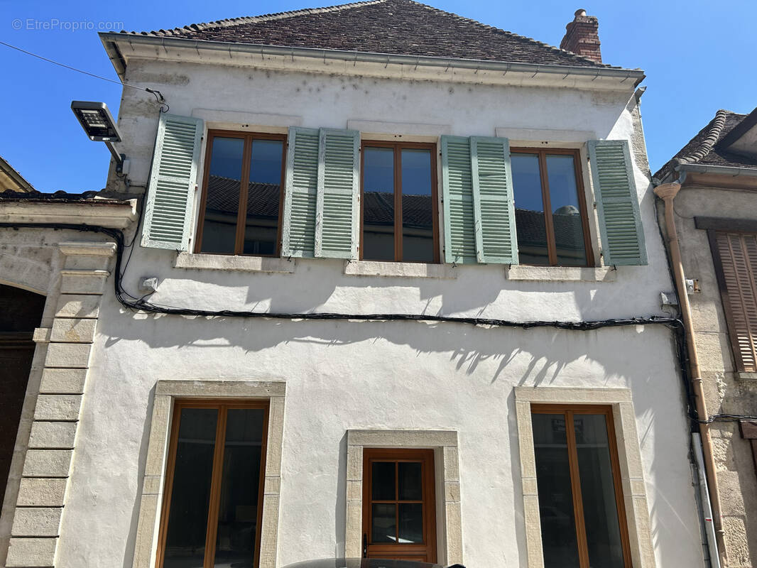 Maison à MONTBARD