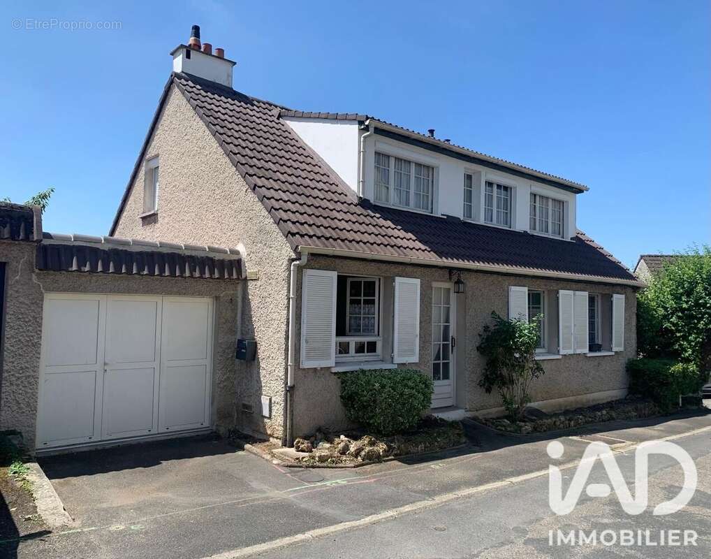 Photo 2 - Maison à VAUX-LE-PENIL