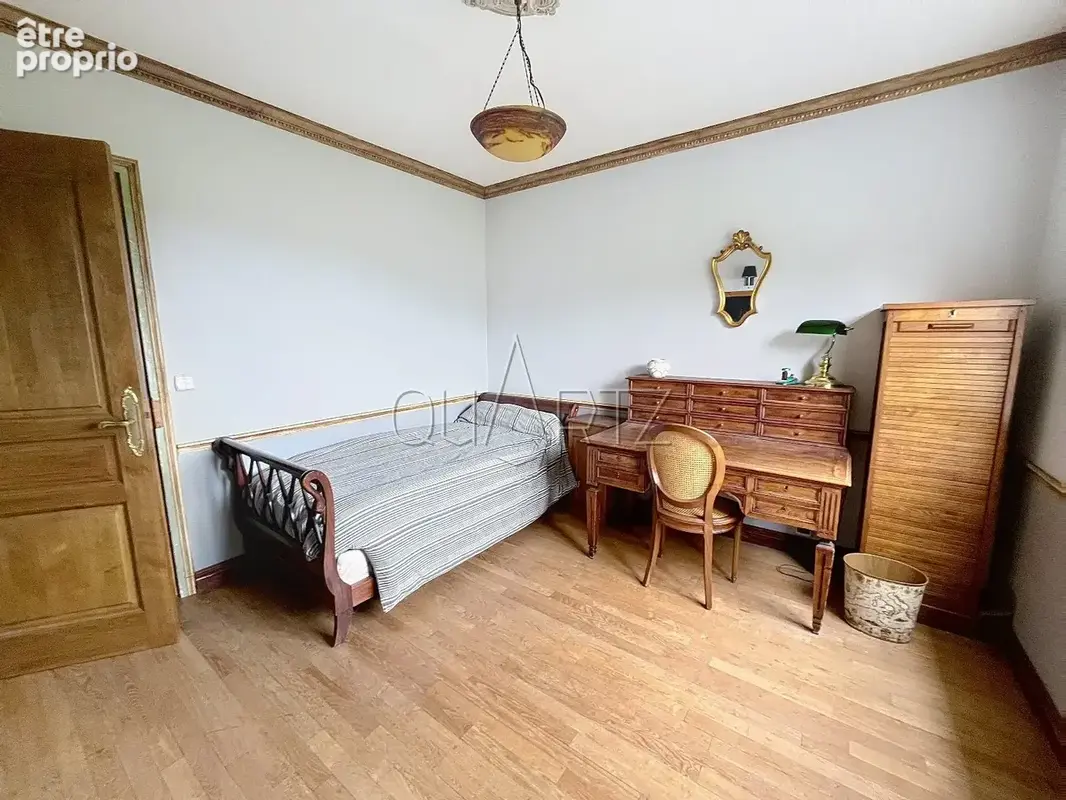 Propriété composée de deux maisons et ses annexes - photo 13