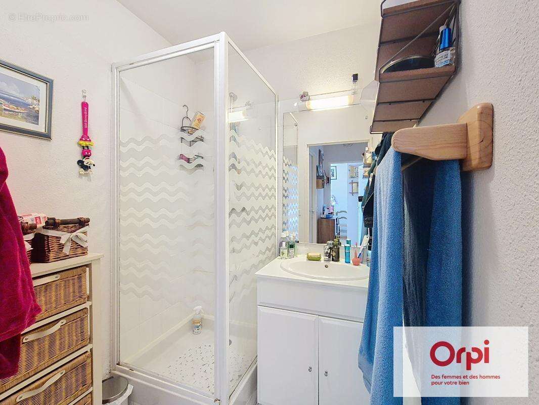 Appartement à PAZAYAC