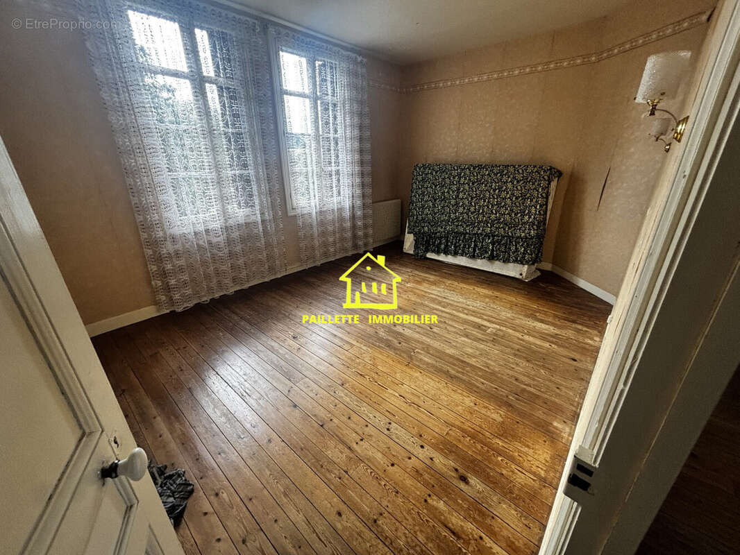 Maison 185 m² à Epouville  - photo 4