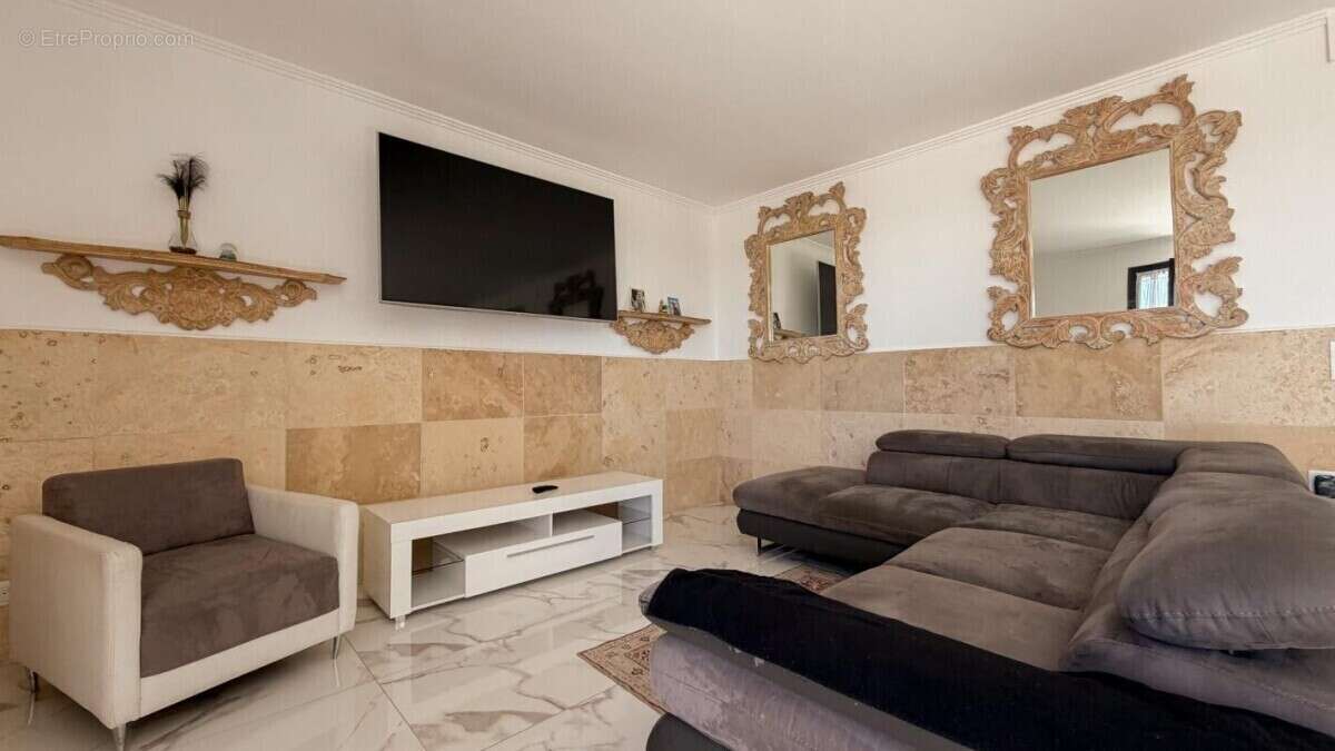 Maison à CHATELLERAULT