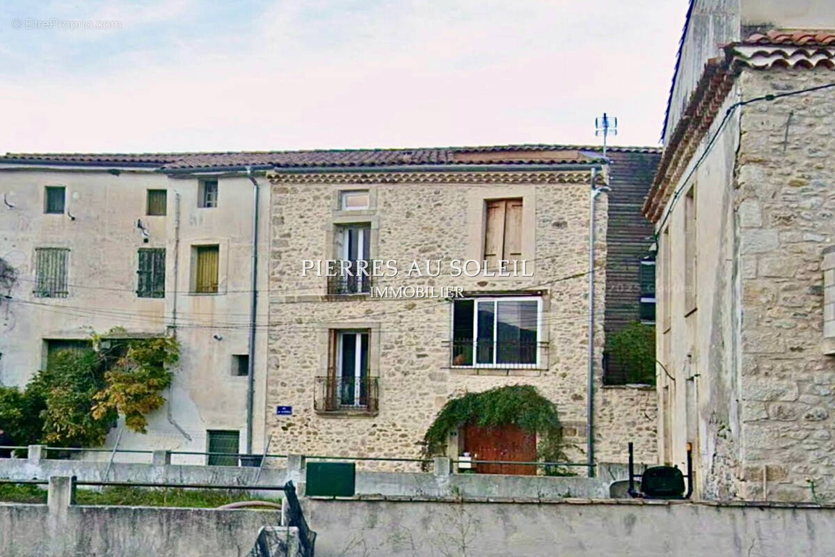 Maison à LA TOUR-SUR-ORB