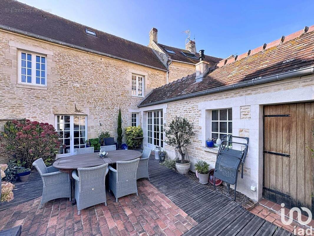 Photo 1 - Maison à BERNIERES-SUR-MER