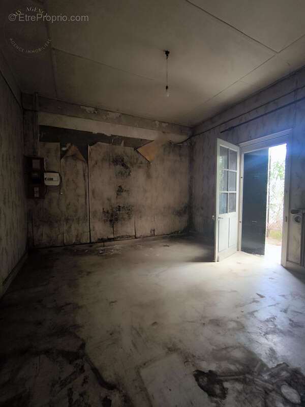Maison Pézenas 80M2 sur un terrain de 200M2 à rénover - photo 5