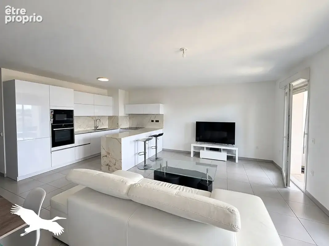 A VENDRE - Marseille 13013 - Secteur La Croix-Rouge, Appartement 4 pièces 83m² avec terrasse de 18m² - photo 4