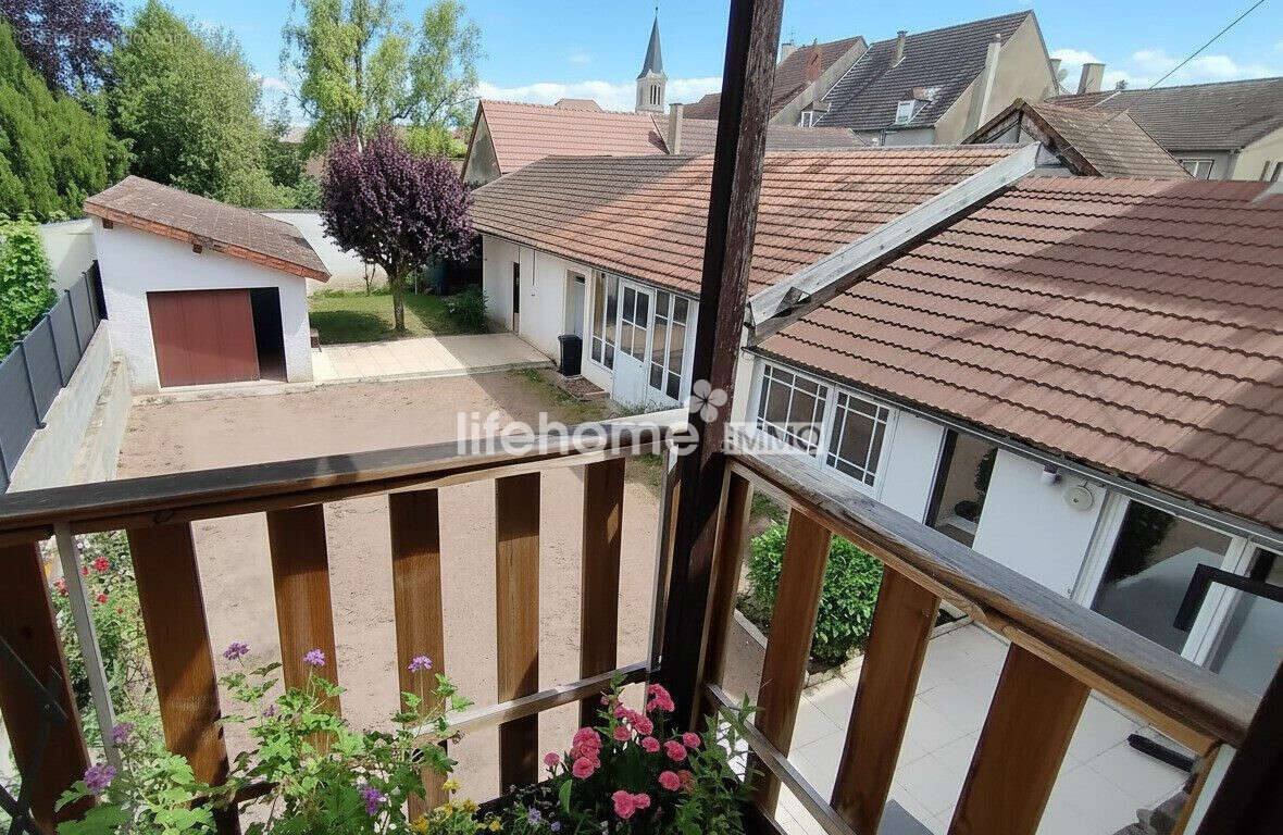 Appartement à VARENNES-SUR-ALLIER