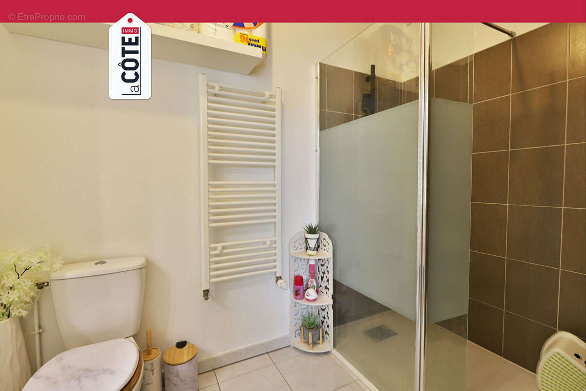 Appartement à CHATEAUNEUF-LES-MARTIGUES