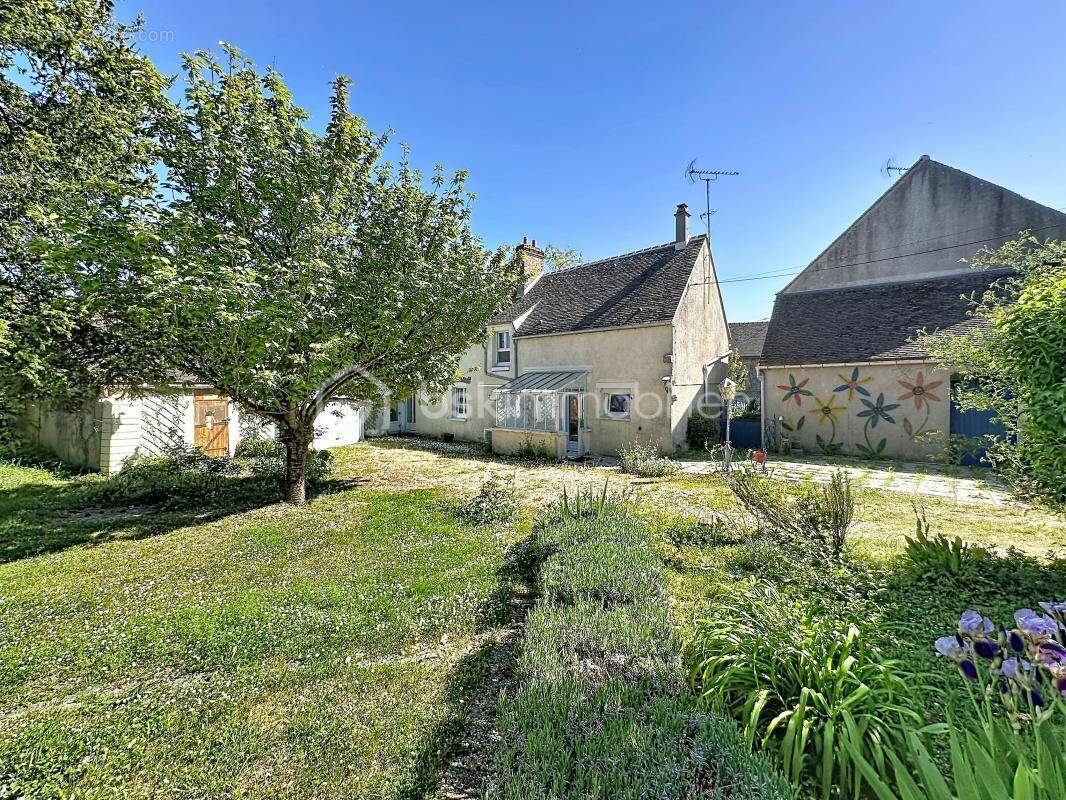 Maison à MAISONCELLES-EN-GATINAIS