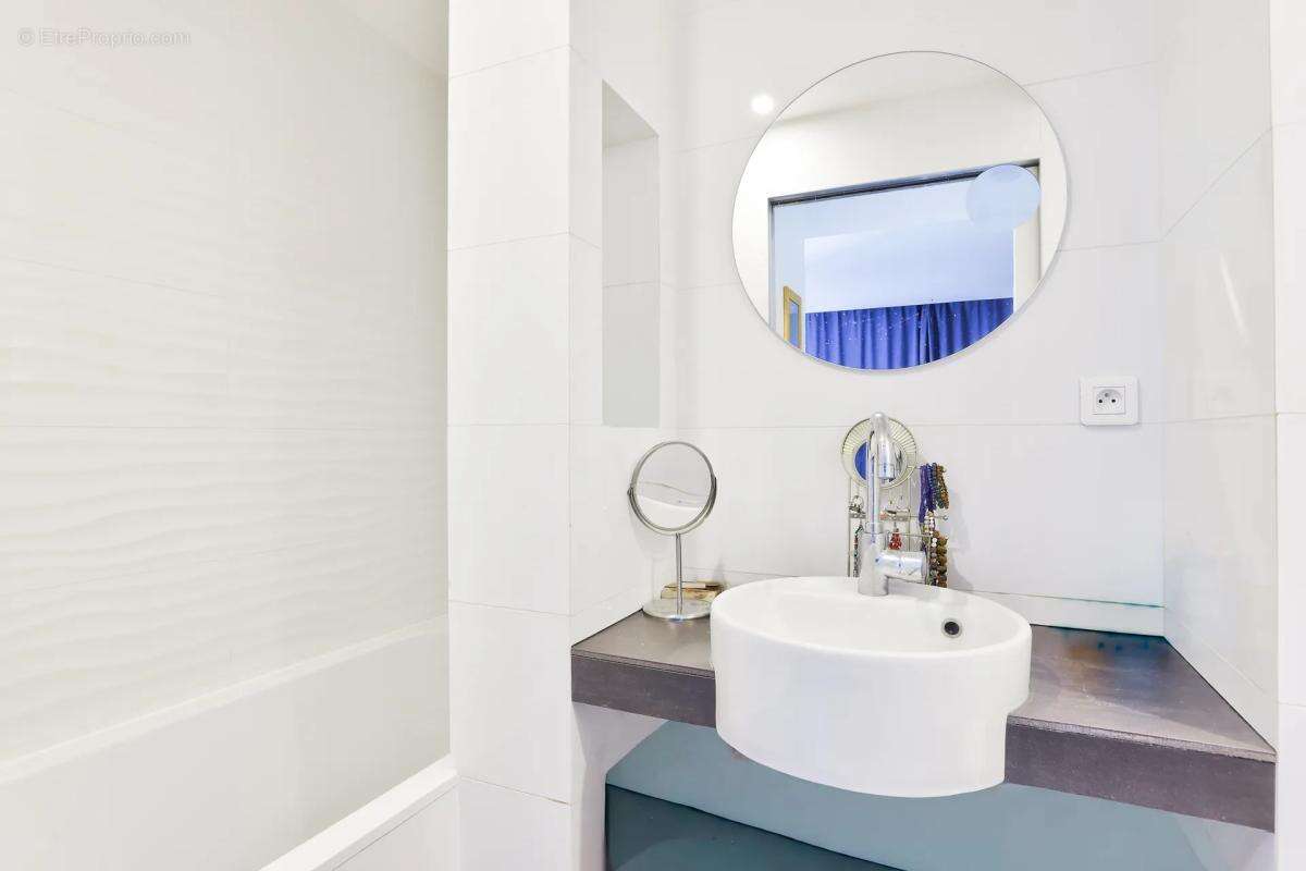Appartement à PARIS-20E