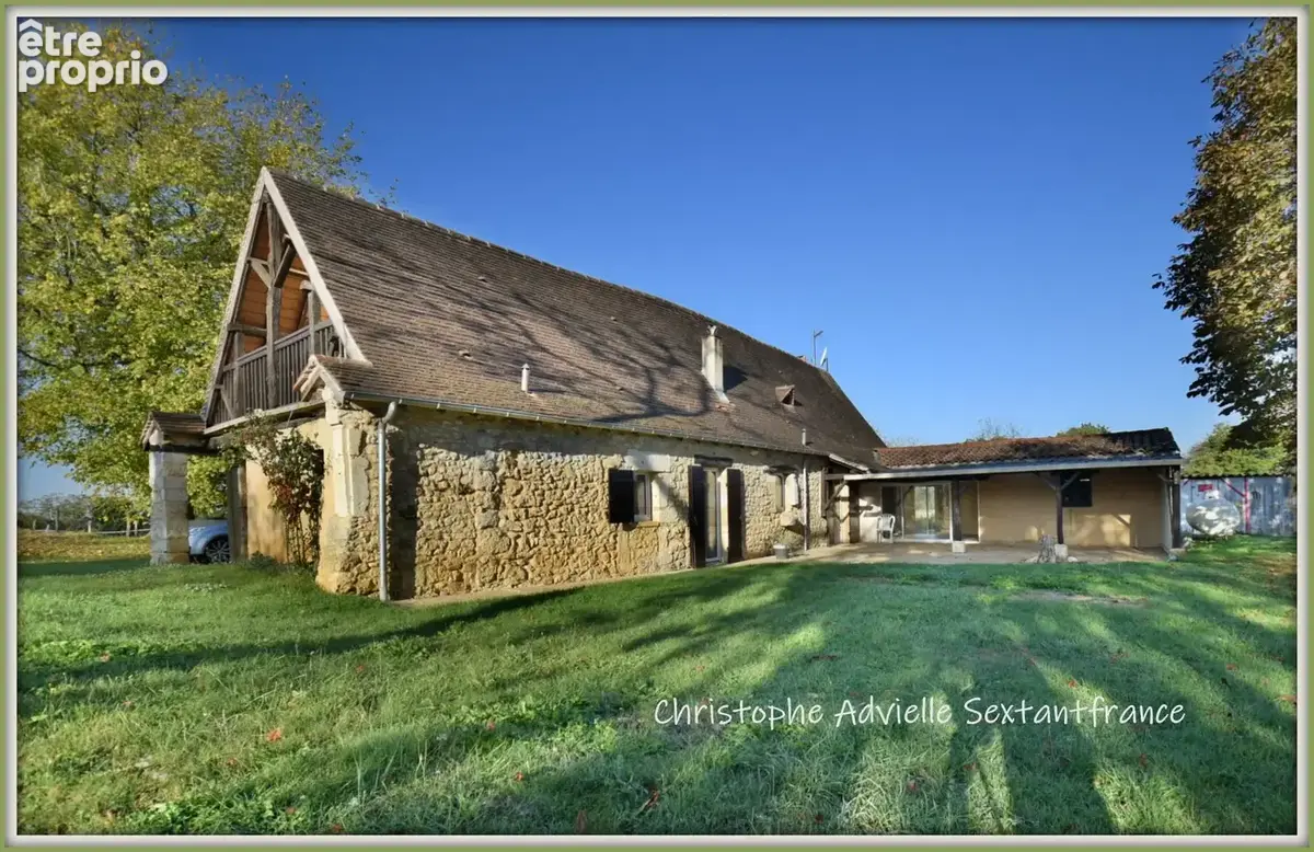 Périgourdine en pierres, rénovée, 3 chambres et un bureau sur terrain de 1820 M2 environ - photo 2