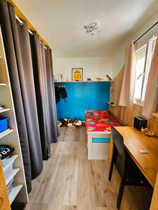 Maison à SAINT-ESTEVE