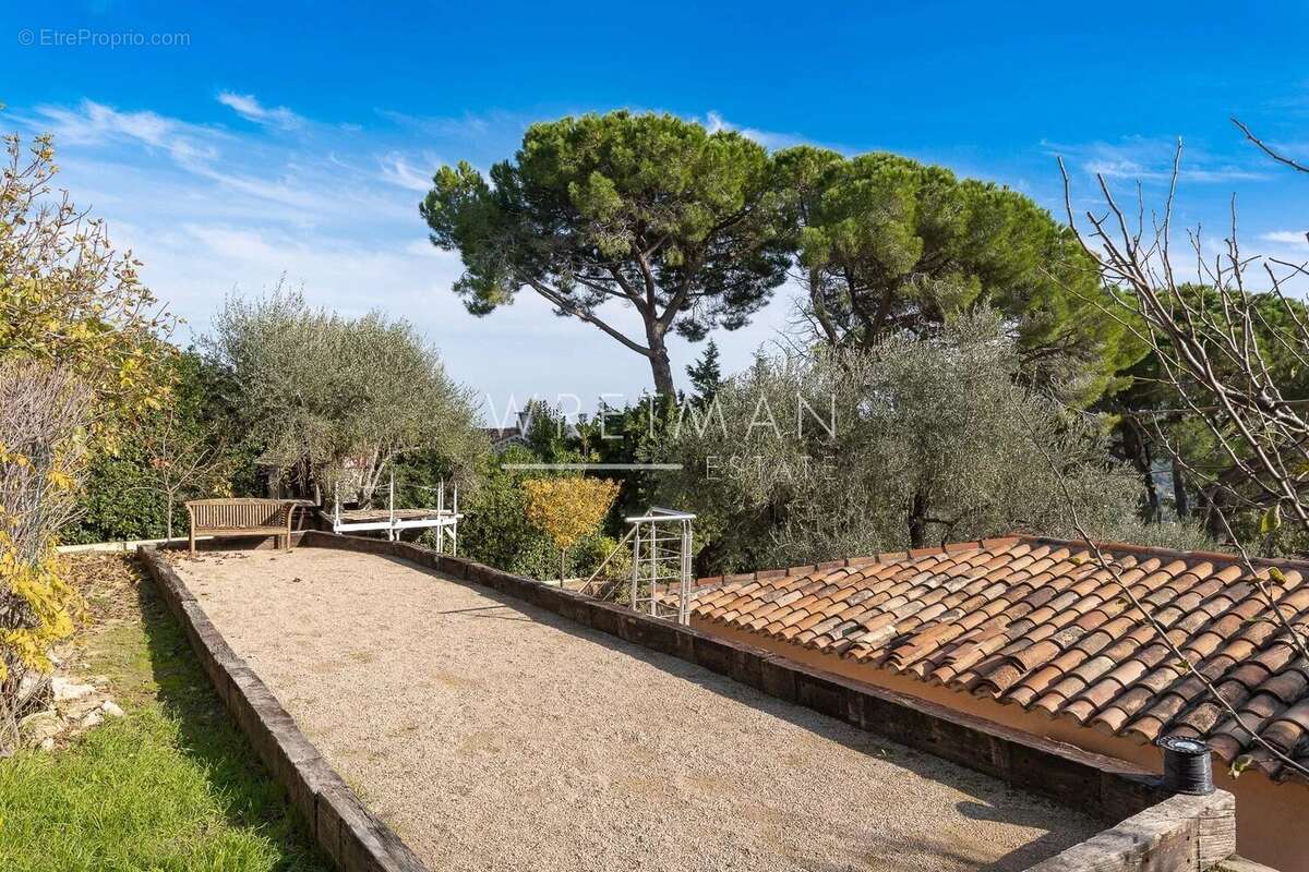 Maison à MOUGINS