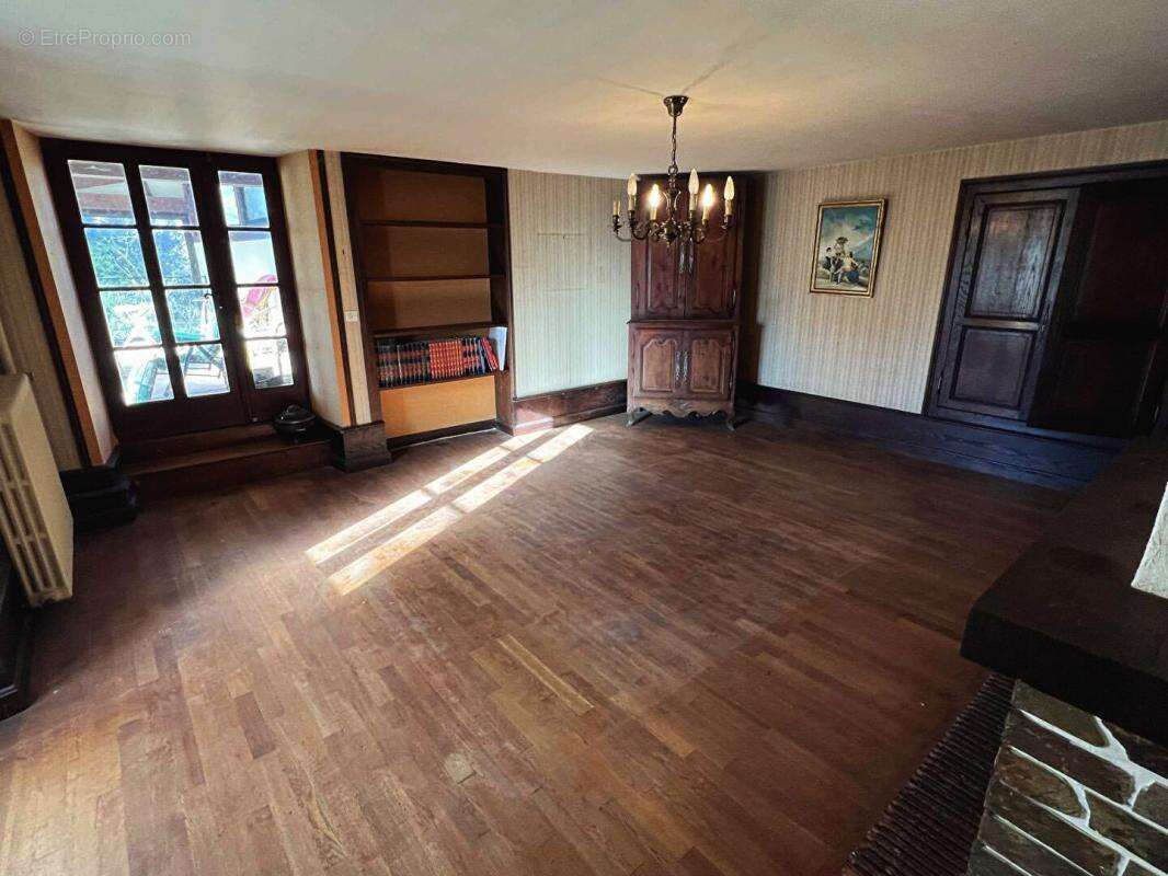 Maison à SAINT-SULPICE-D&#039;EXCIDEUIL