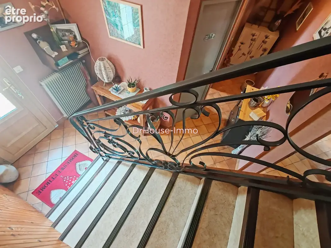 Maison 7 pièces 205 m² à vendre à Antogny-Le-Tillac (37800) - photo 5