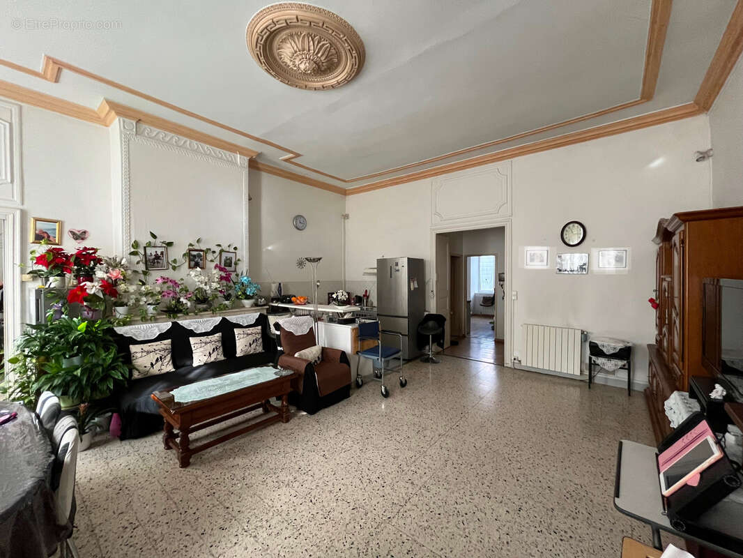 Appartement à GANGES