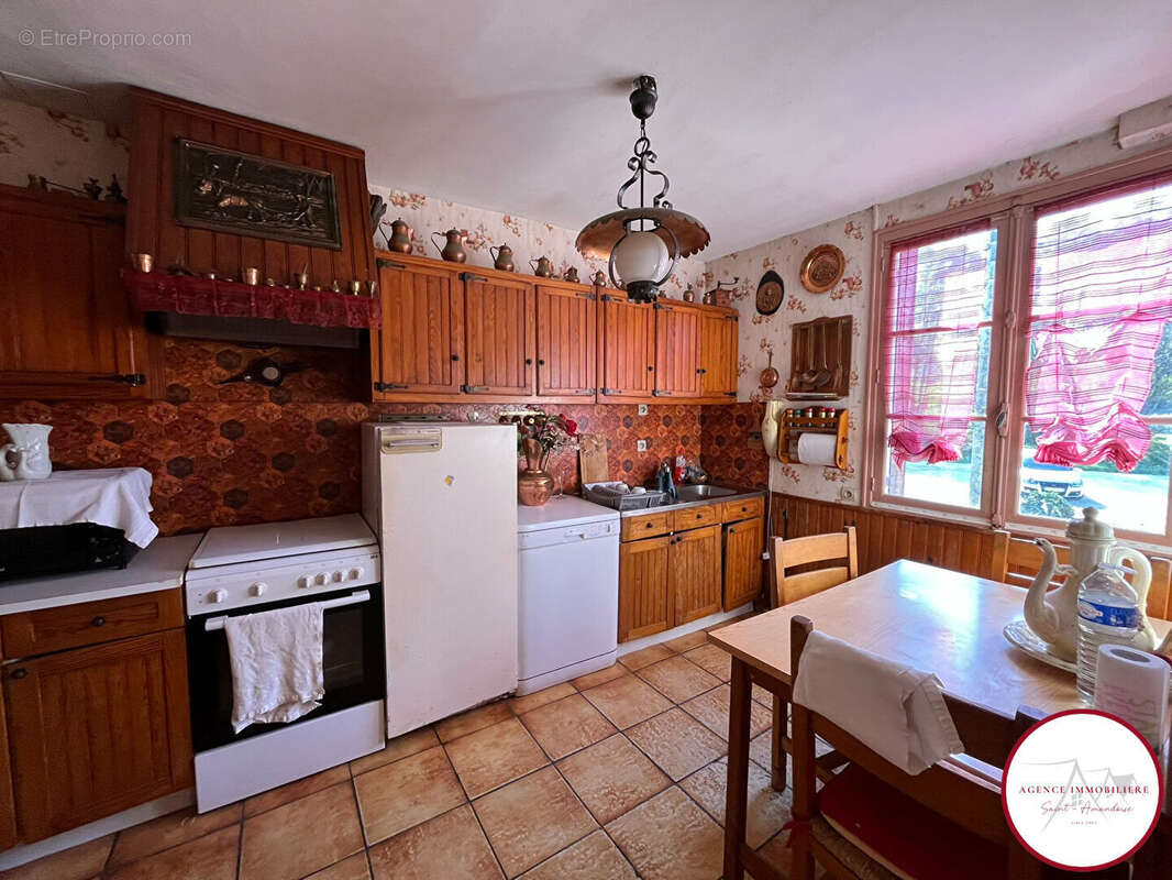 Maison à SAINT-AMAND-MONTROND