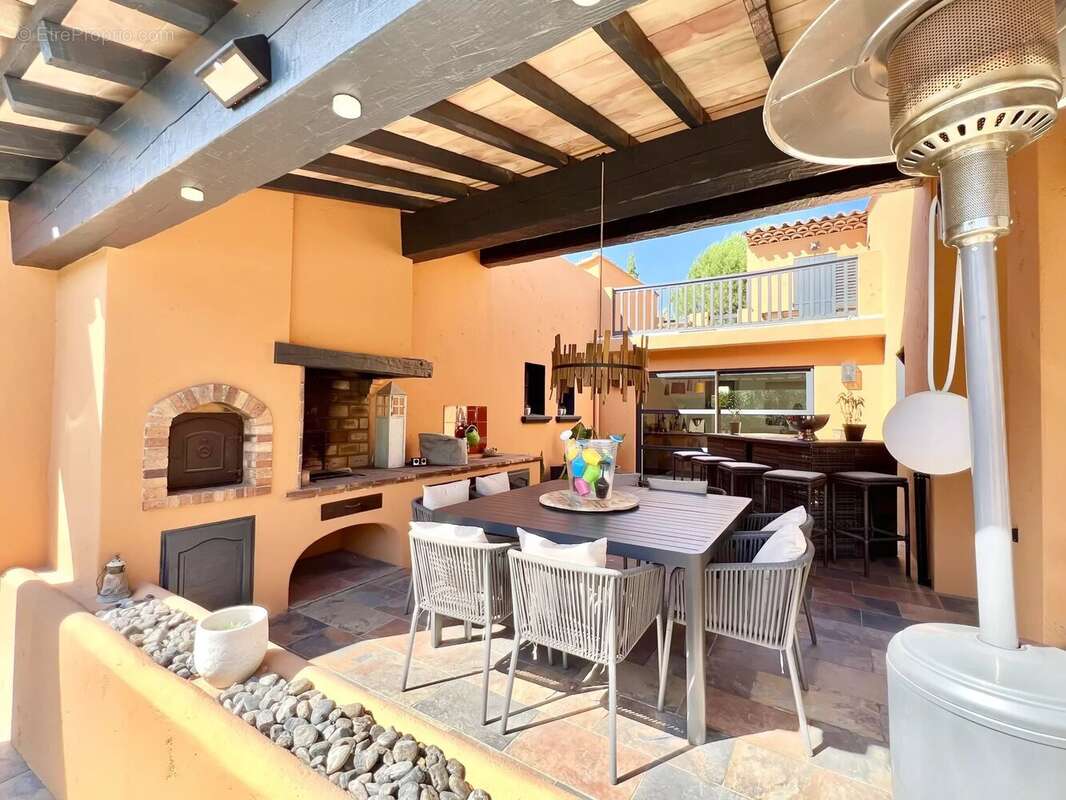 Maison à BRIGNOLES