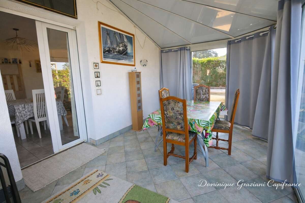 Maison familiale 140M2 ,4 Chambres ,terrain ,proche centre ville - photo 13