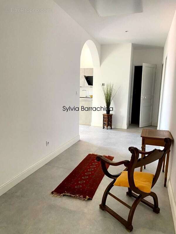 Appartement à HYERES