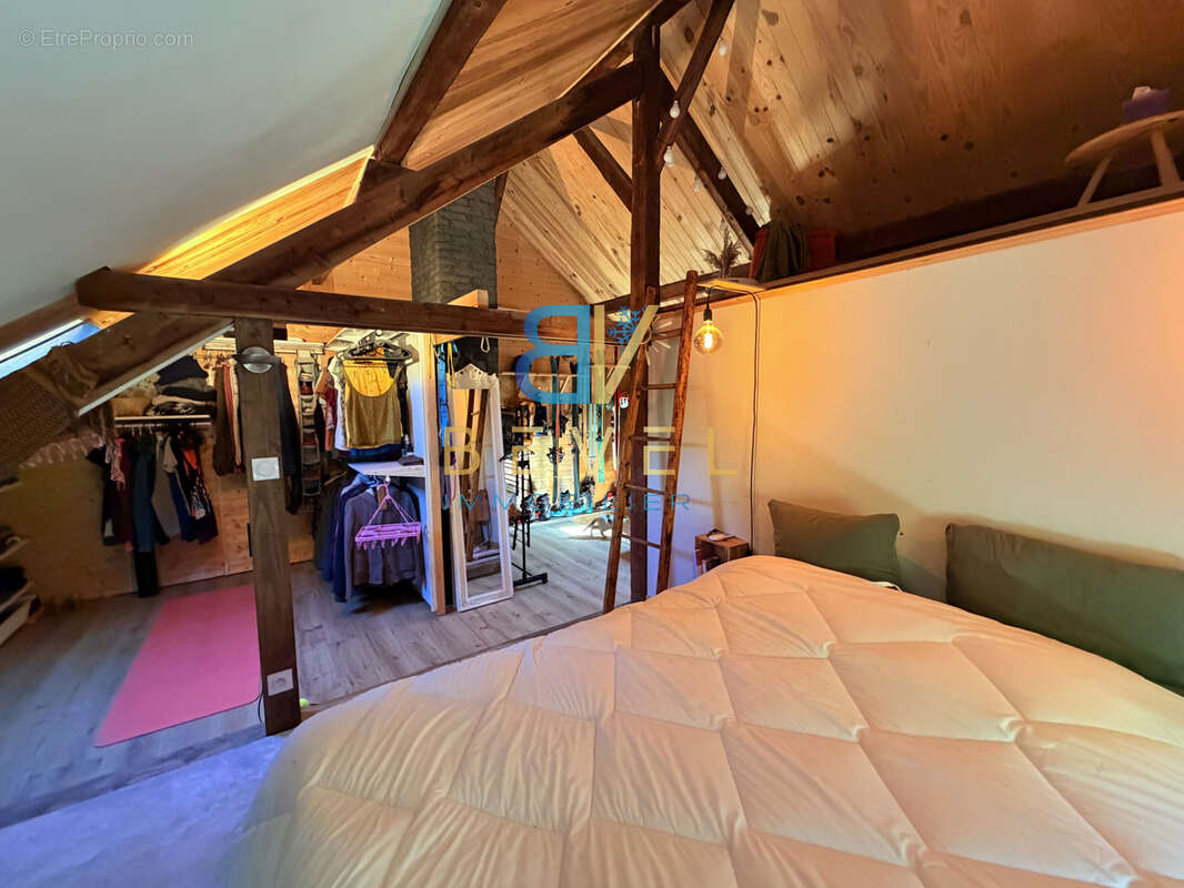 À vendre   exclusivité saint-françois-longchamp   (montaimont)  ancien corps de ferme rénové   110 m2 habitabl - photo 18