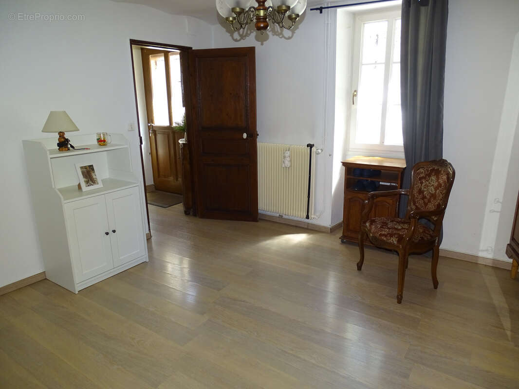 Maison à CHATILLON-SUR-SEINE