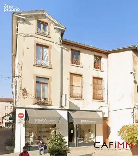 Appartement à NEUVILLE-SUR-SAONE