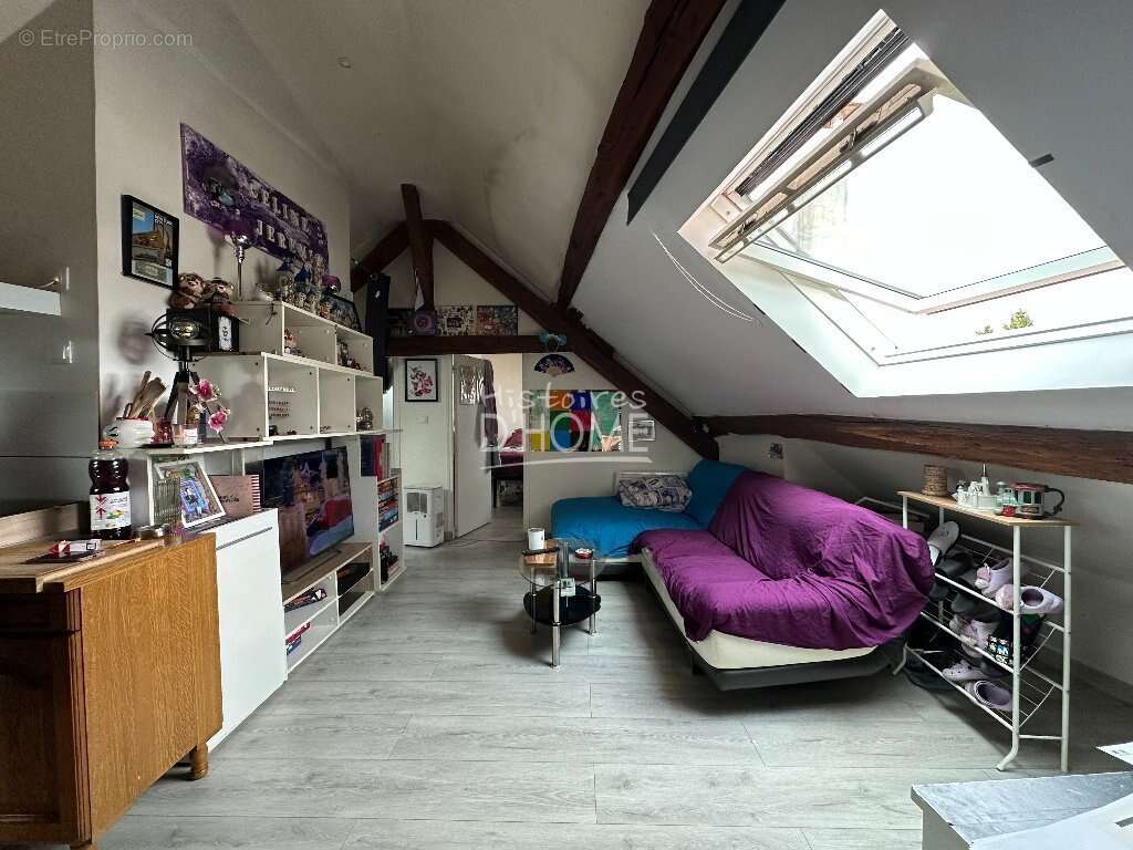 Appartement à LA FERTE-GAUCHER