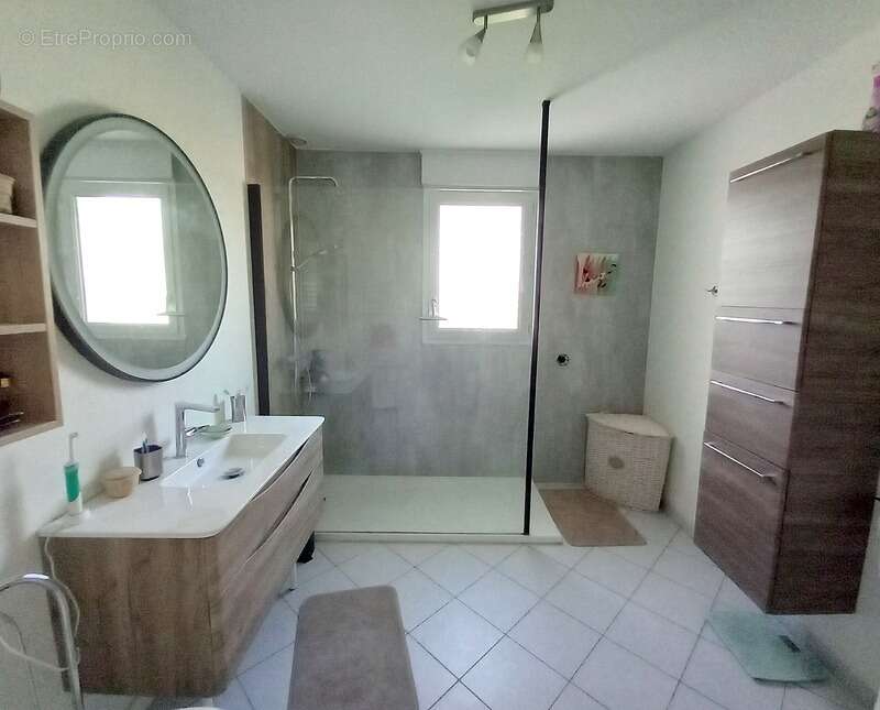 Maison à BONCHAMP-LES-LAVAL