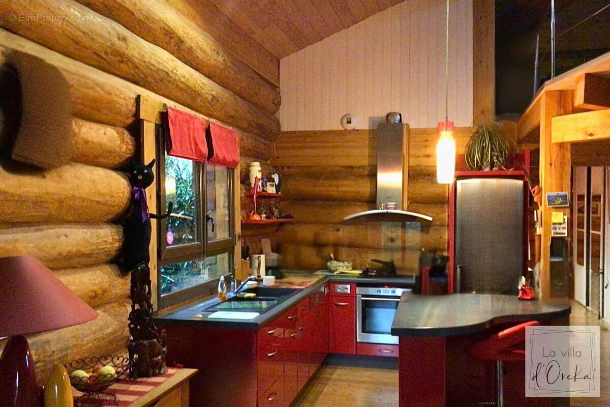 Maison à COMMENSACQ